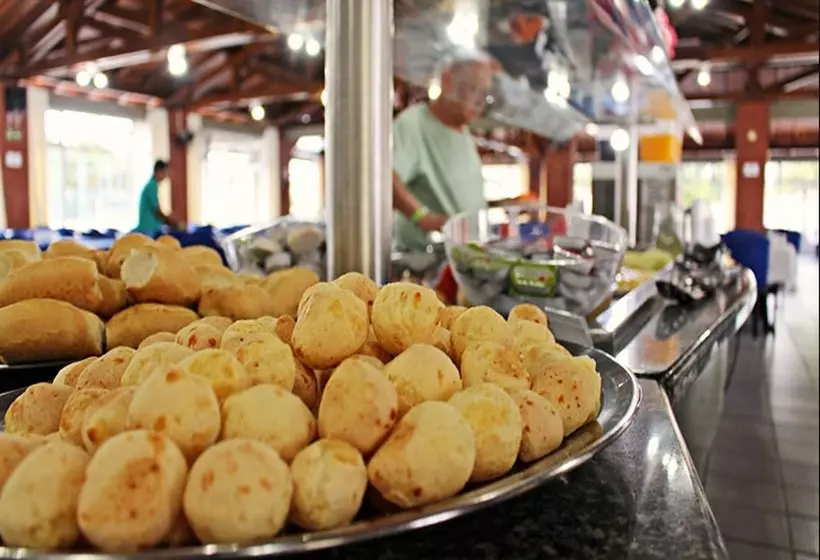 Majatalo Pousada Pontal De Guaratuba