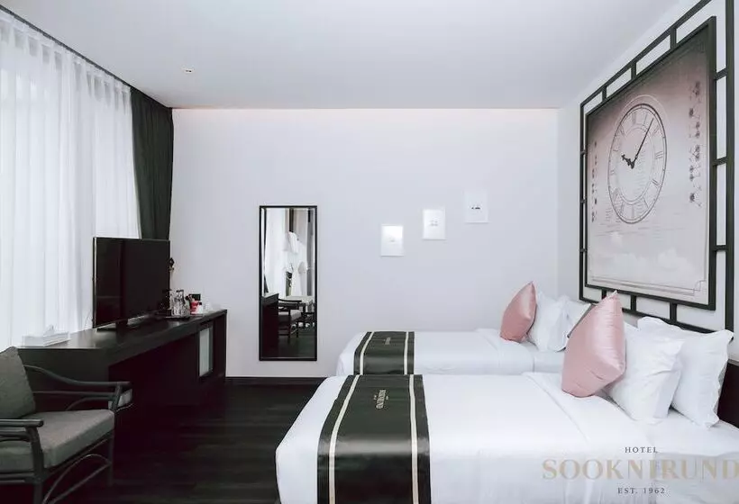 ホテル Sooknirund