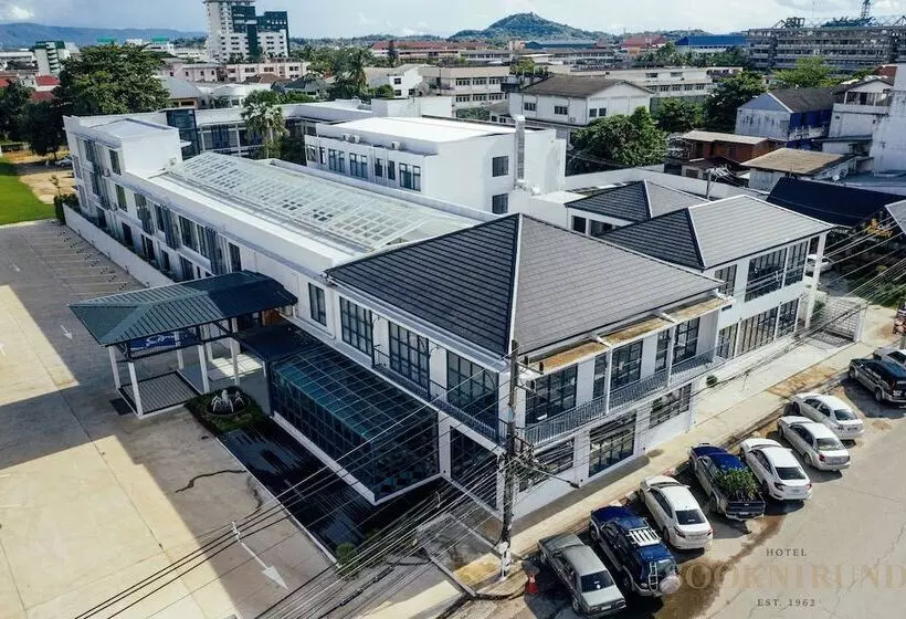 ホテル Sooknirund