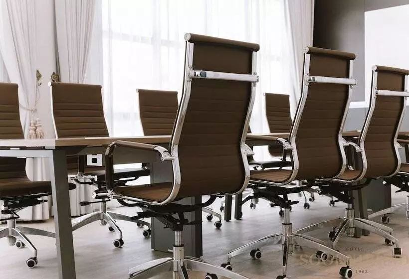 ホテル Sooknirund