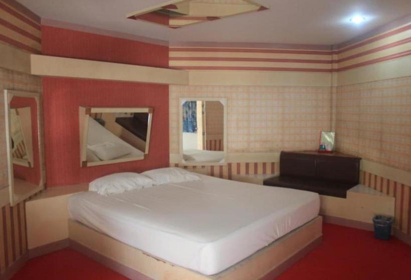 호텔 Oyo 764 Lets Go