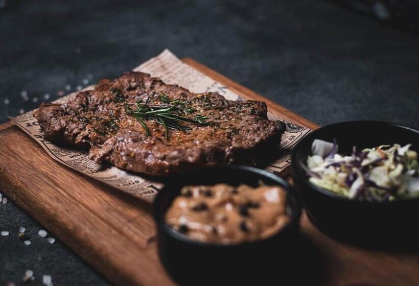 هتل Vanaga Ligzda