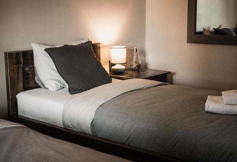 هتل Vanaga Ligzda