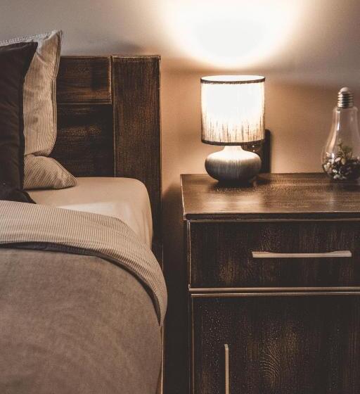 هتل Vanaga Ligzda