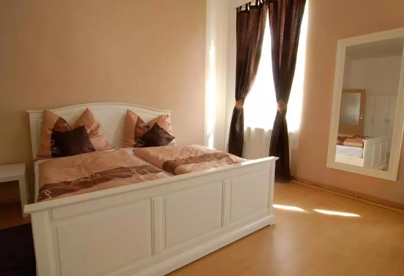 Fontana Pizzeria   Pension