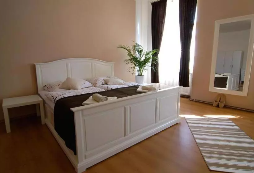 Fontana Pizzeria   Pension