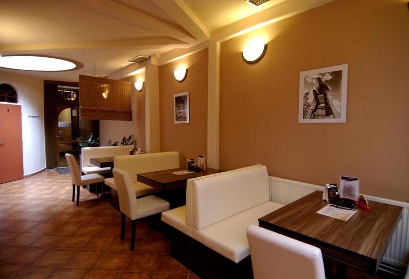 Fontana Pizzeria Pension