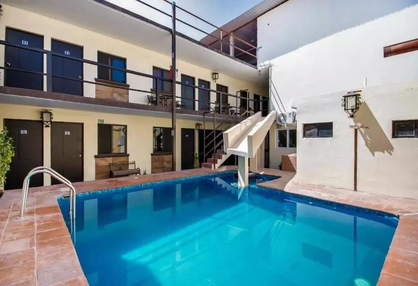 Hotelli Es Catedral Torreón