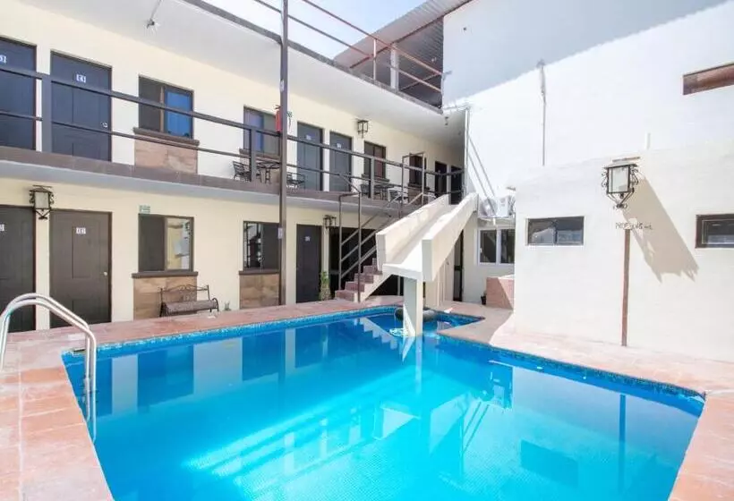 Hotelli Es Catedral Torreón