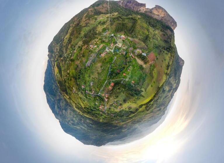 Pension Hospedaria Estação Píccola No Quintal Da Pedra Do Baú