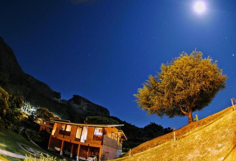 Pension Hospedaria Estação Píccola No Quintal Da Pedra Do Baú