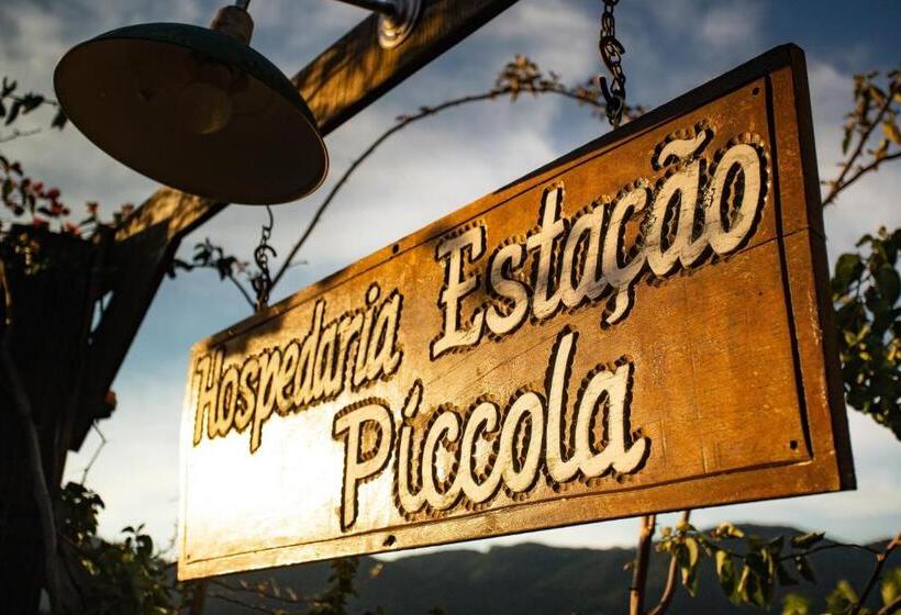 Pension Hospedaria Estação Píccola No Quintal Da Pedra Do Baú