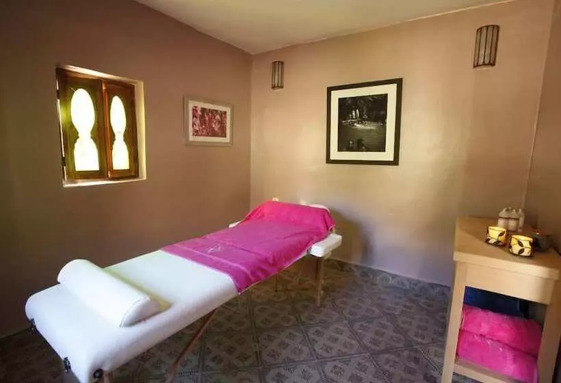 پانسیون Auberge Assif Melloul Anergui