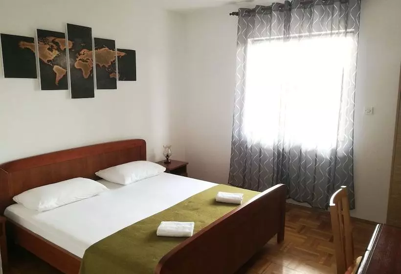 Apartments Krželj