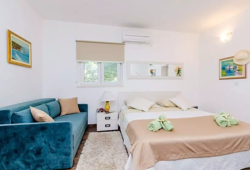 Camelia Luxury Apartments