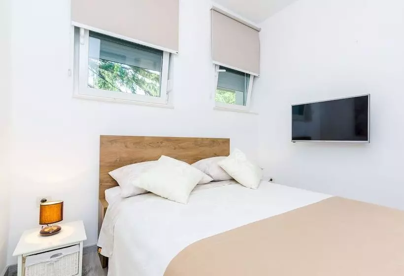 Camelia Luxury Apartments