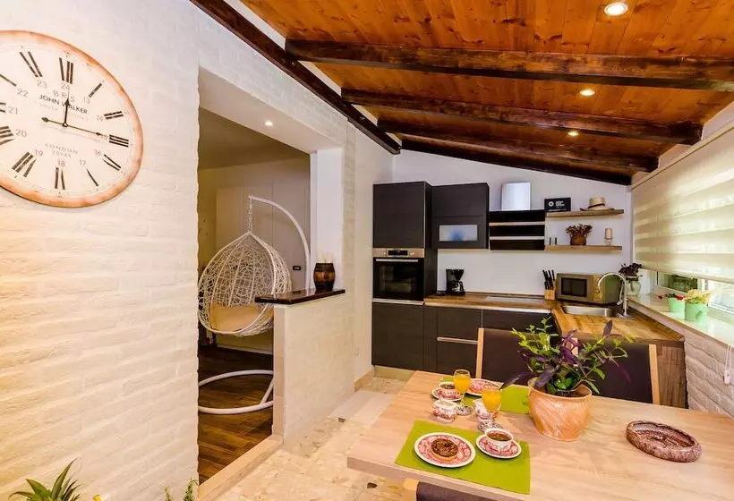 Camelia Luxury Apartments