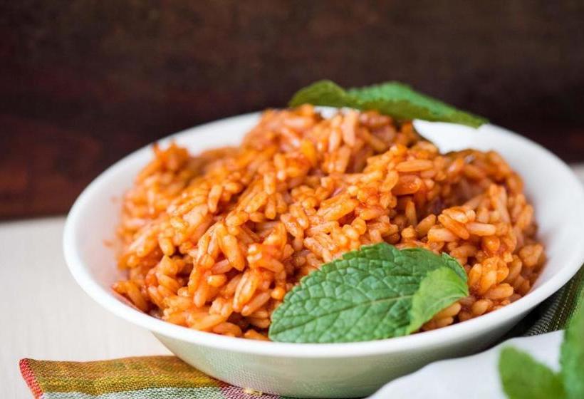 Hotelli Oyo 49388 Sanctuary Residencies