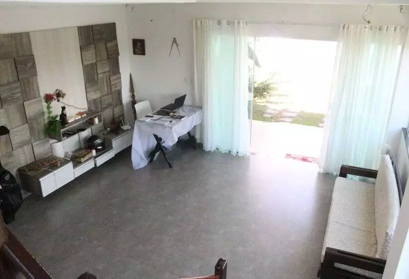 پانسیون Pousada E Hostel Praia Do Foguete