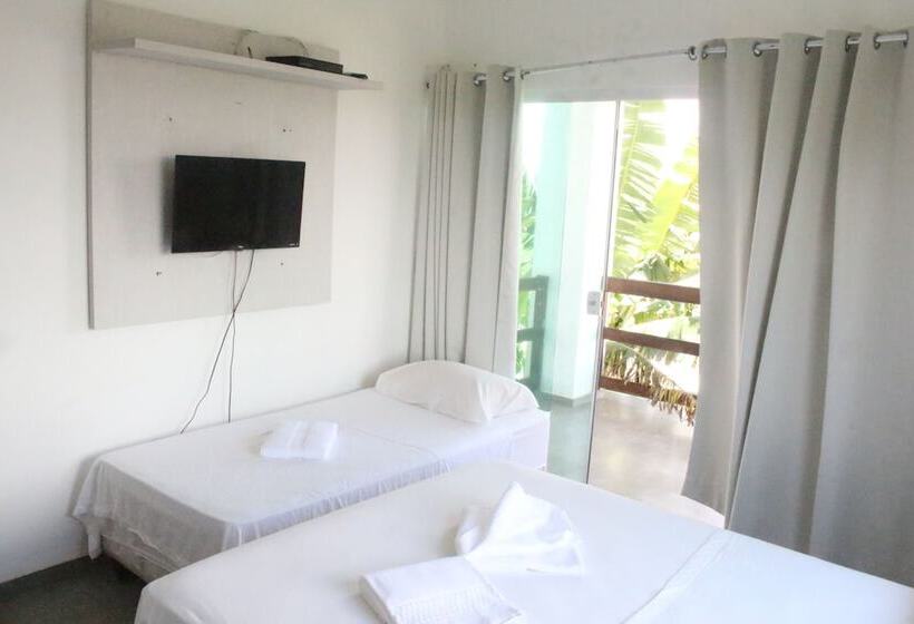 پانسیون Pousada E Hostel Praia Do Foguete