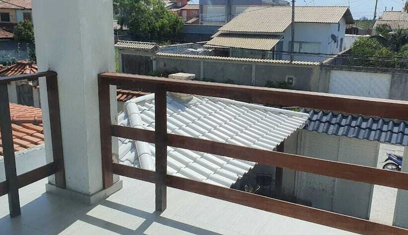 پانسیون Pousada E Hostel Praia Do Foguete