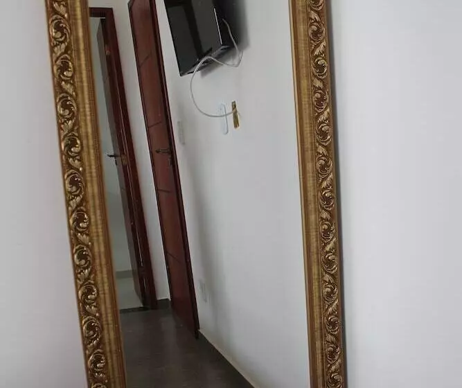 پانسیون Pousada E Hostel Praia Do Foguete