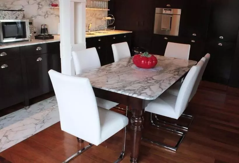 Residence Master Suite En Porteño Building