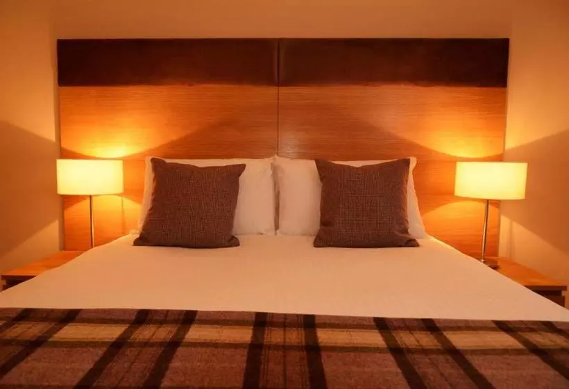 בית מלון כפרי The Acarsaid   Pitlochry