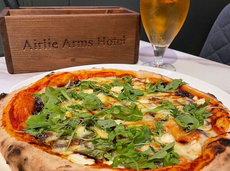 Hotelli Airlie Arms