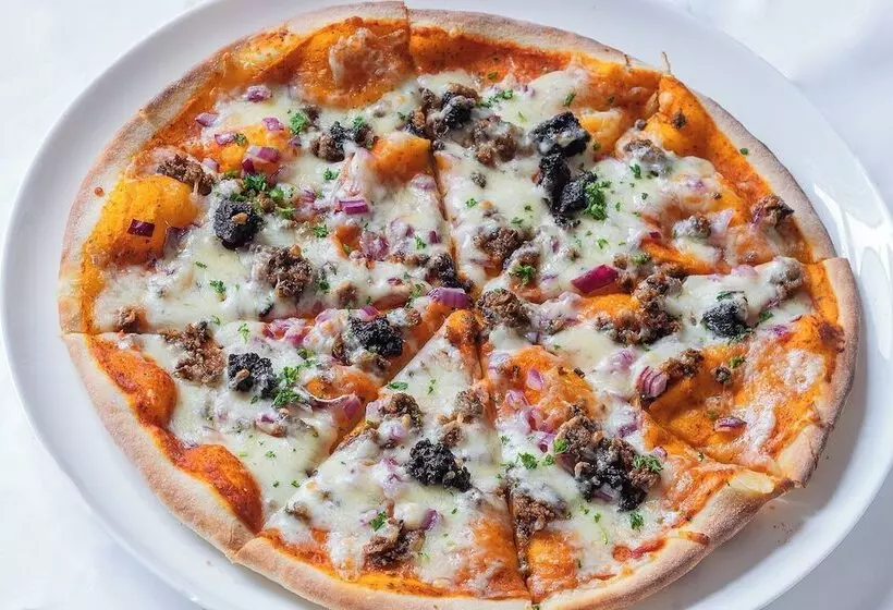 Отель Airlie Arms