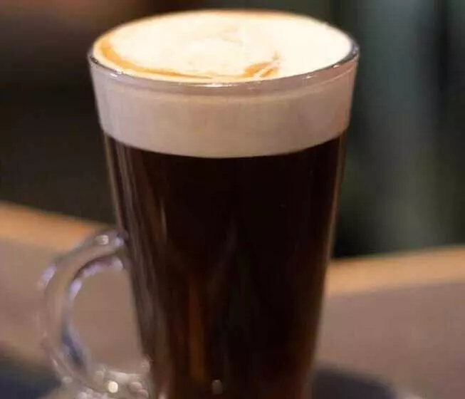 Отель Airlie Arms