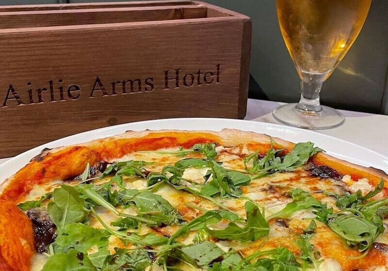 Hotelli Airlie Arms