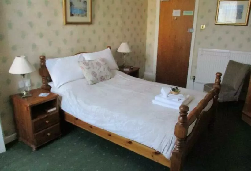 Отель Ashwood Grange