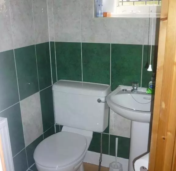 Отель Ashwood Grange