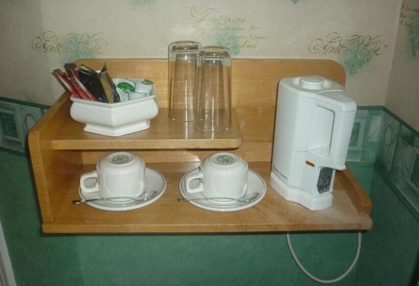 فندق Ashwood Grange