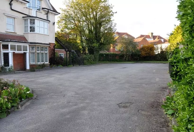 בית מלון כפרי Chandos Premier Folkestone