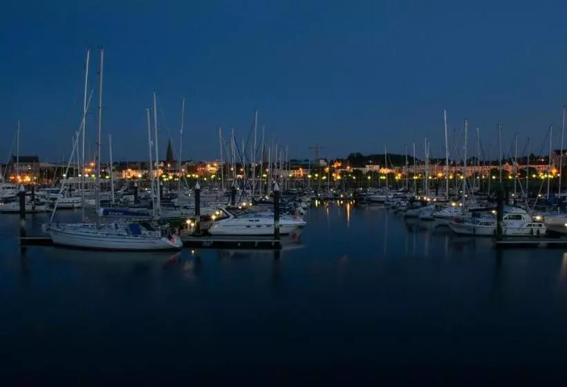 בית מלון כפרי Ennislare House Guest Accommodation