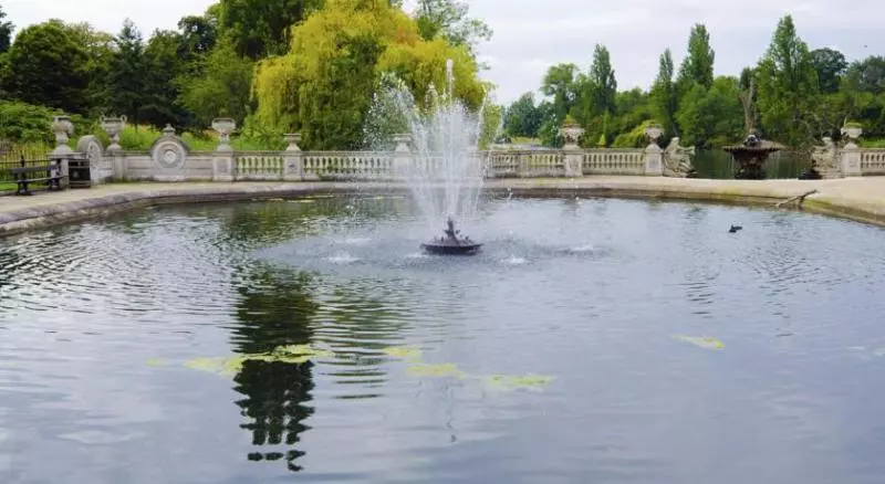 בית מלון כפרי Glendale Hyde Park