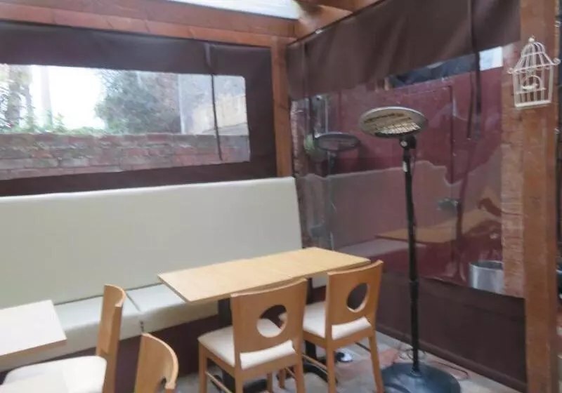 בית מלון כפרי Glendale Hyde Park