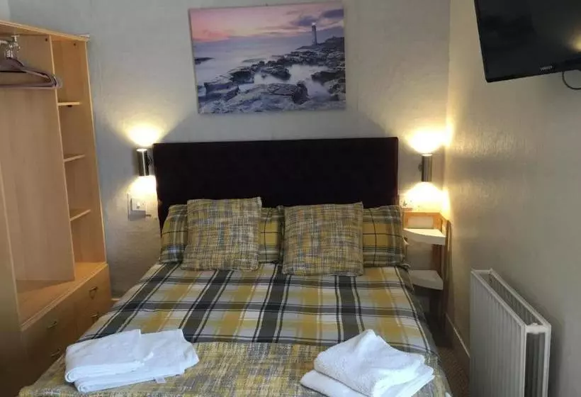 호텔 Kirkstall Guest House