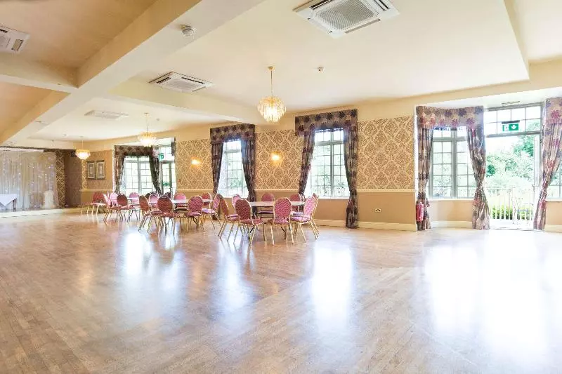 The George Sure Hotel Collection By Best Western