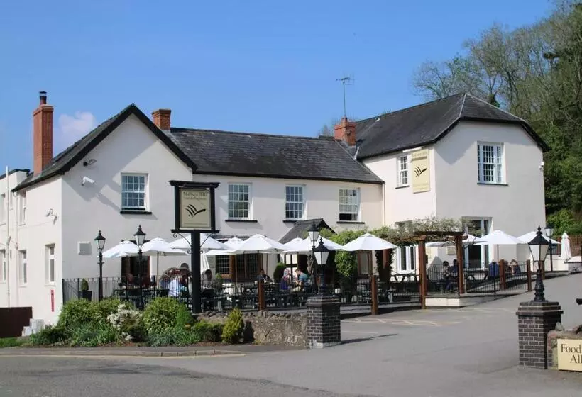 Отель The Malvern Hills