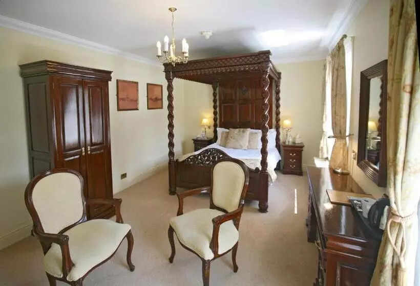 Отель The Malvern Hills