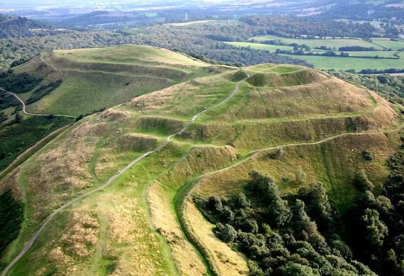 Отель The Malvern Hills