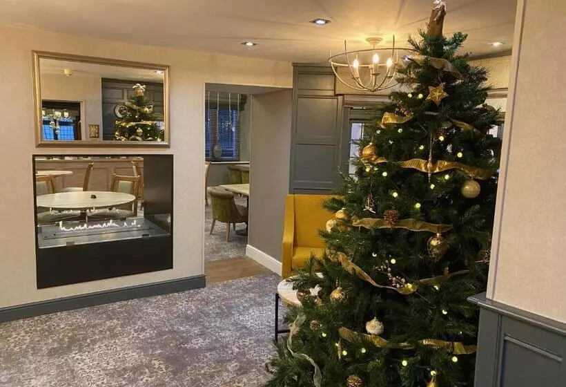 Отель The Malvern Hills