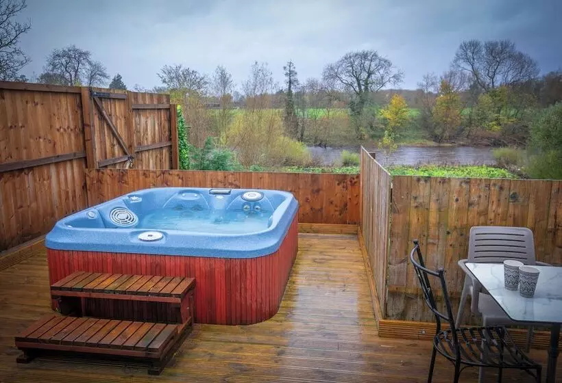 The George   Sure Hotel Collection By Best Western