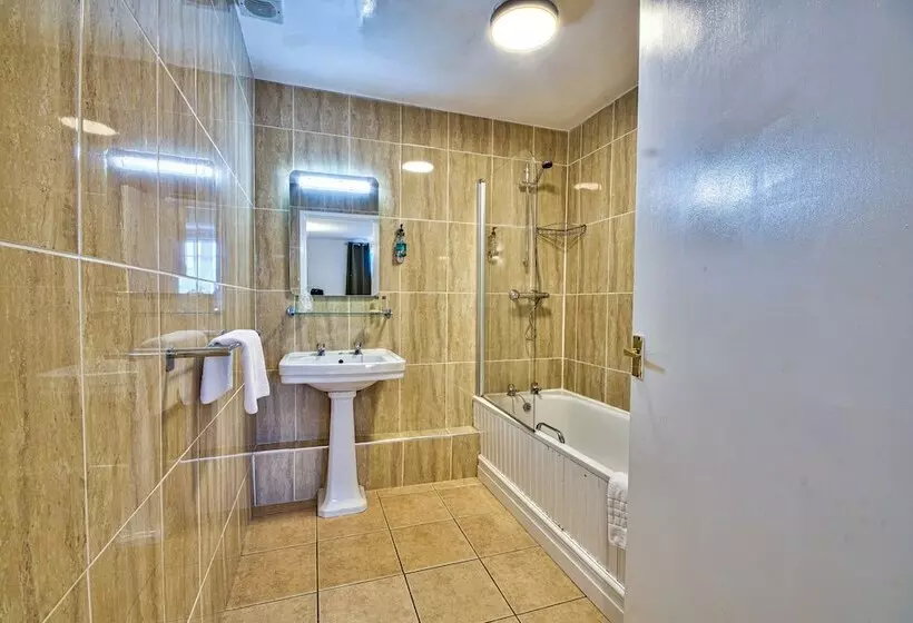 The George   Sure Hotel Collection By Best Western