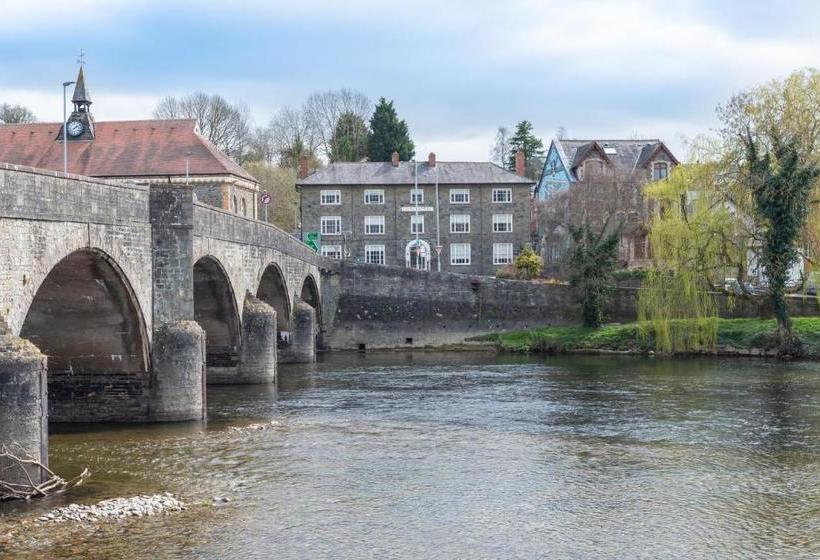 Hotel Lion Builth Wells