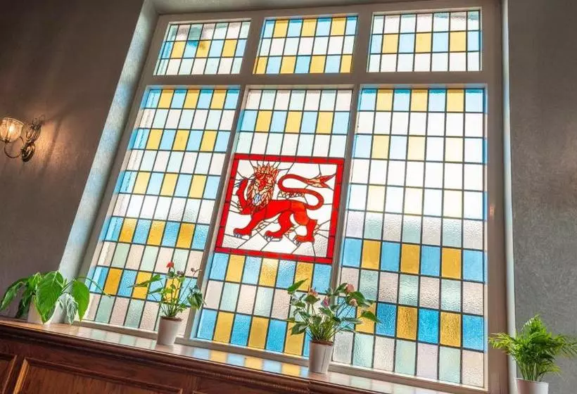 هتل Lion Builth Wells