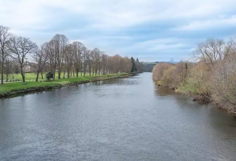 هتل Lion Builth Wells